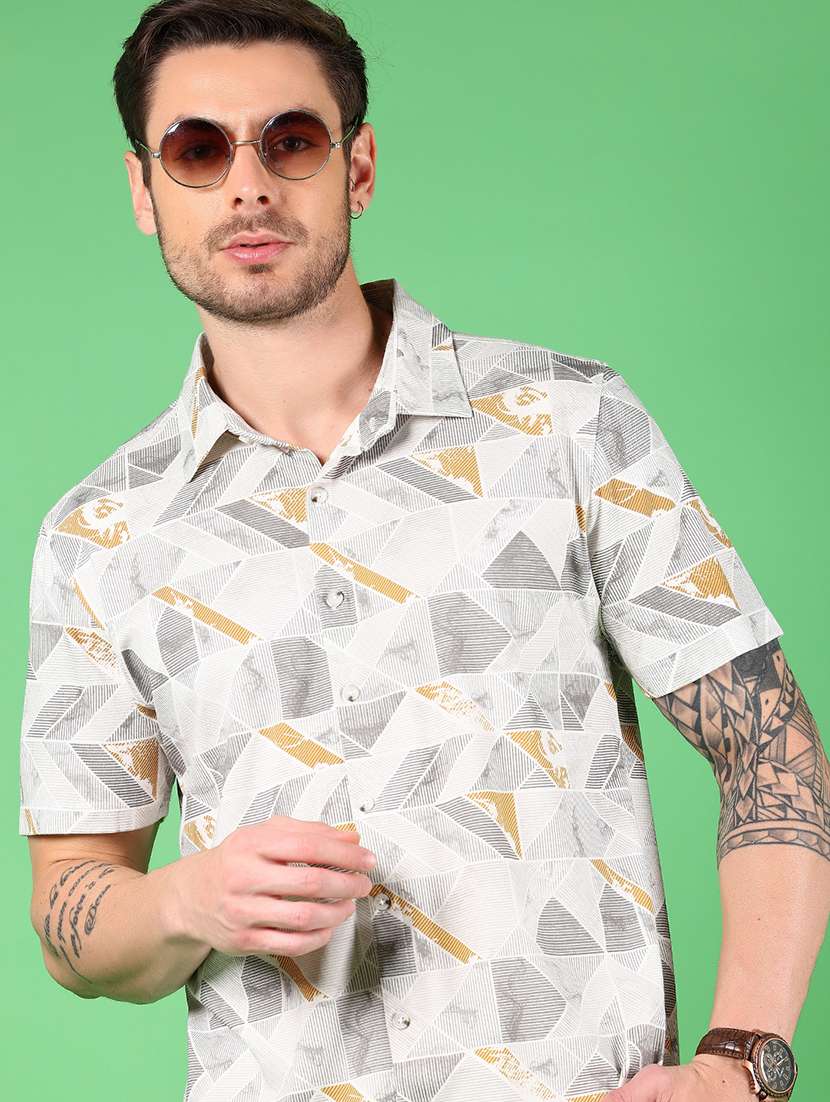 men geometric printed short sleeve casual shirt - 21922802 -  Standard Image - 3