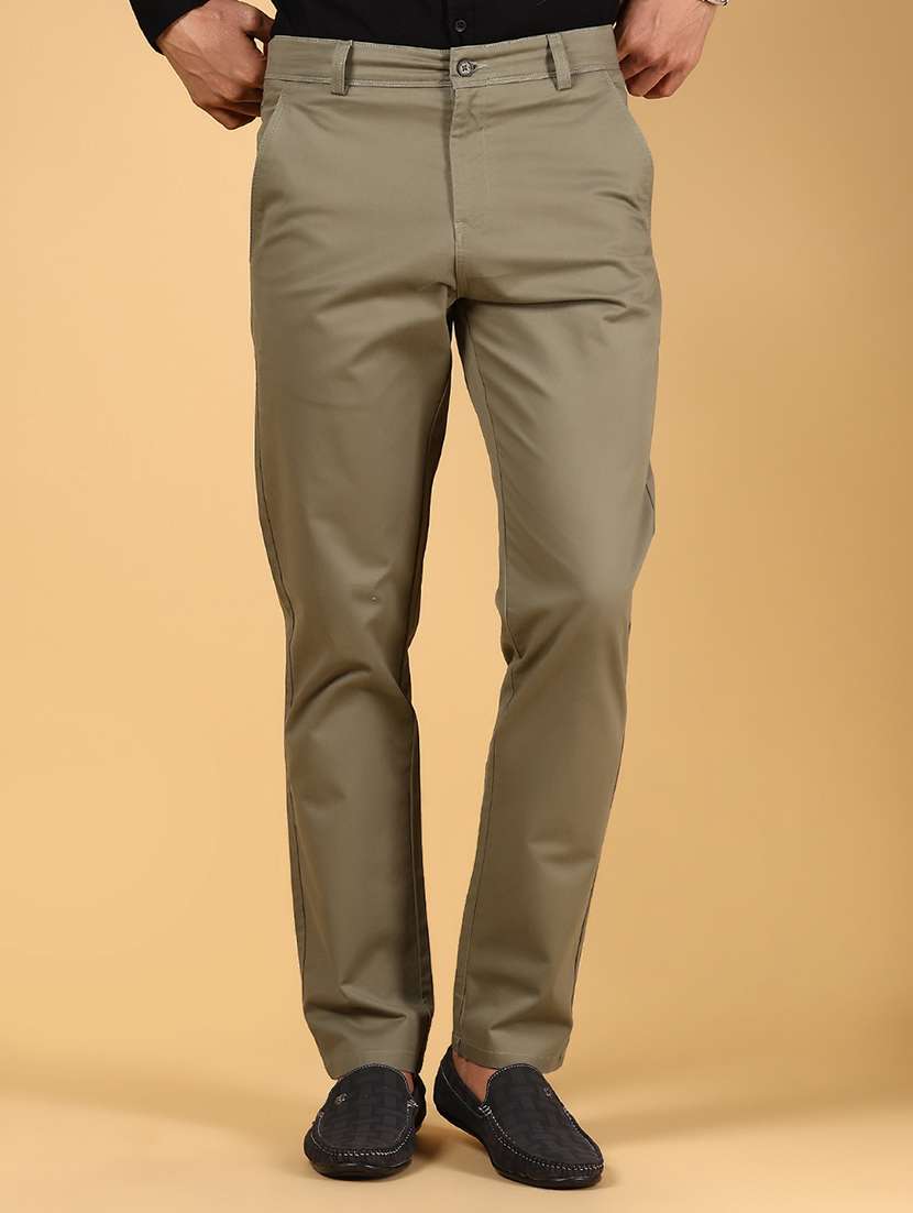men solid mid rise regular fit chinos 