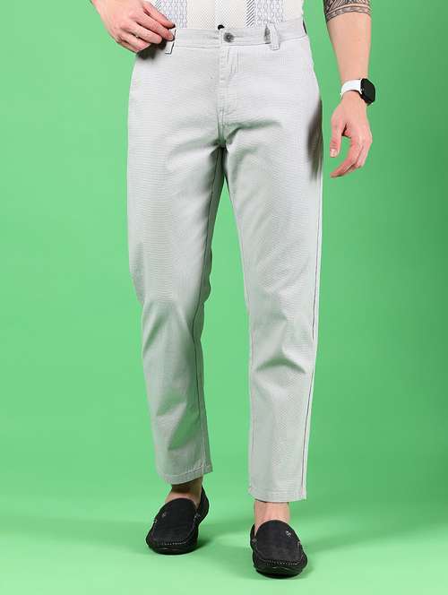 men solid mid rise regular fit chinos - 21922889 - Standard Image - 0