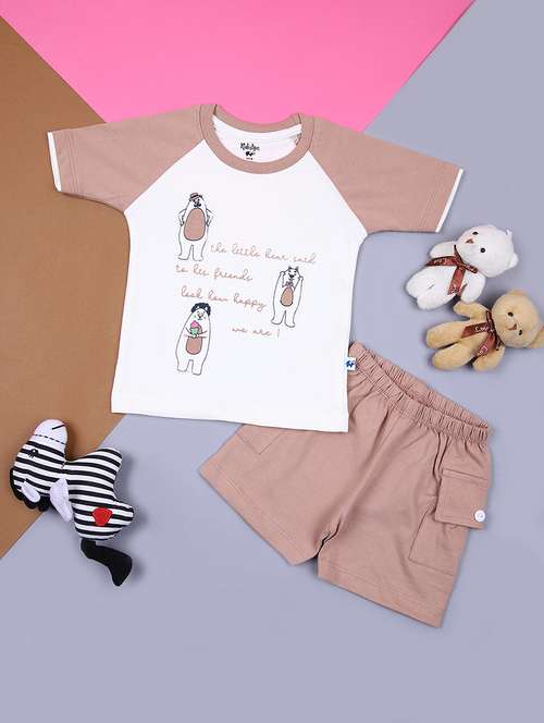 boys printed t-shirt & shorts casual wear set - 21923128 -  Standard Image - 0