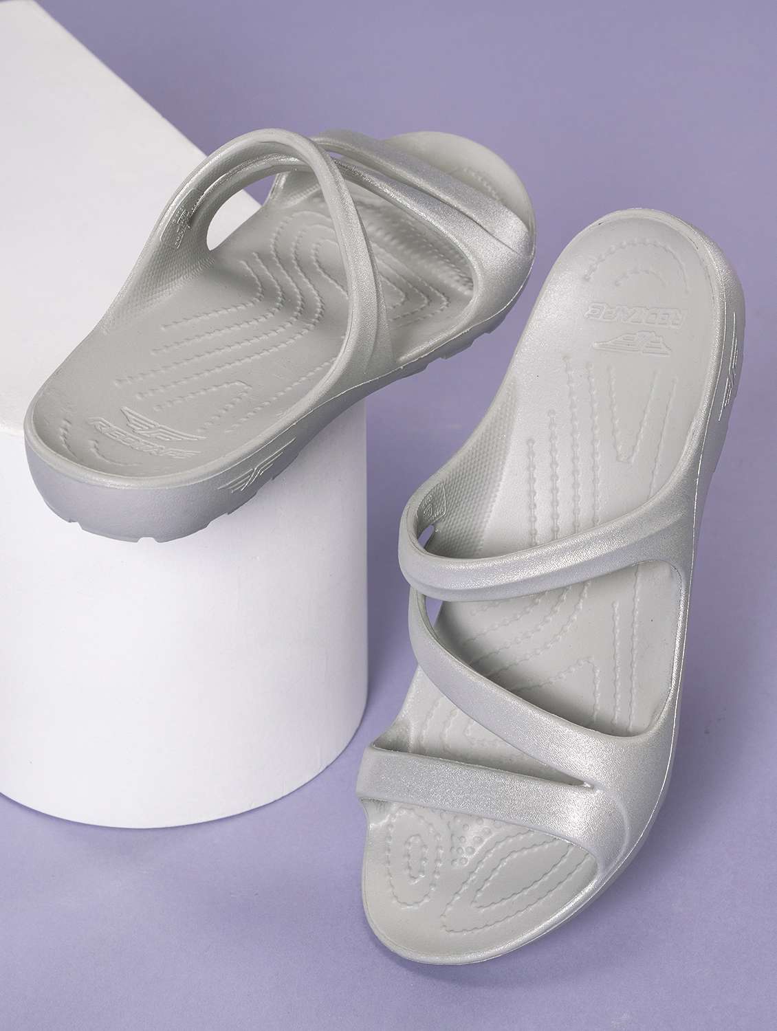 women solid slip on slider - 21923197 - Zoom Image - 0