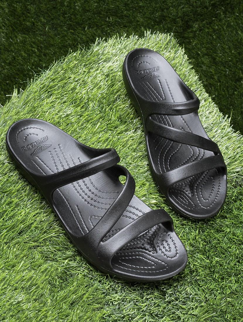women solid slip on slider - 21923220 - Zoom Image - 0