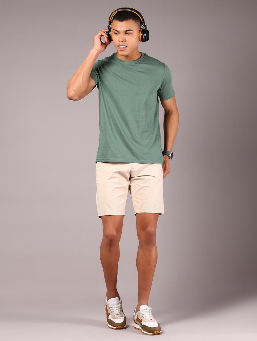 men solid mid rise regular shorts - 21923443 - Standard Image - 5
