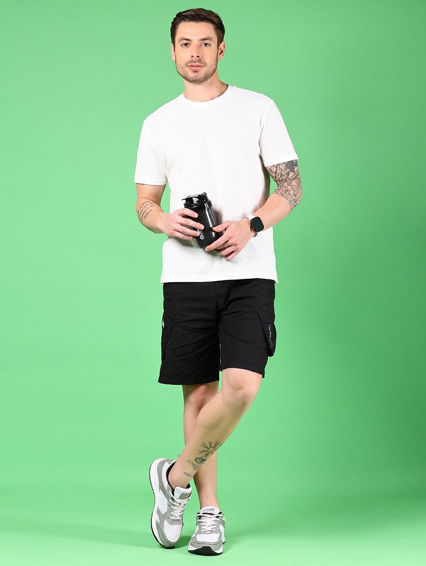 men solid mid rise regular fit cargo shorts - 21923445 - Standard Image - 5