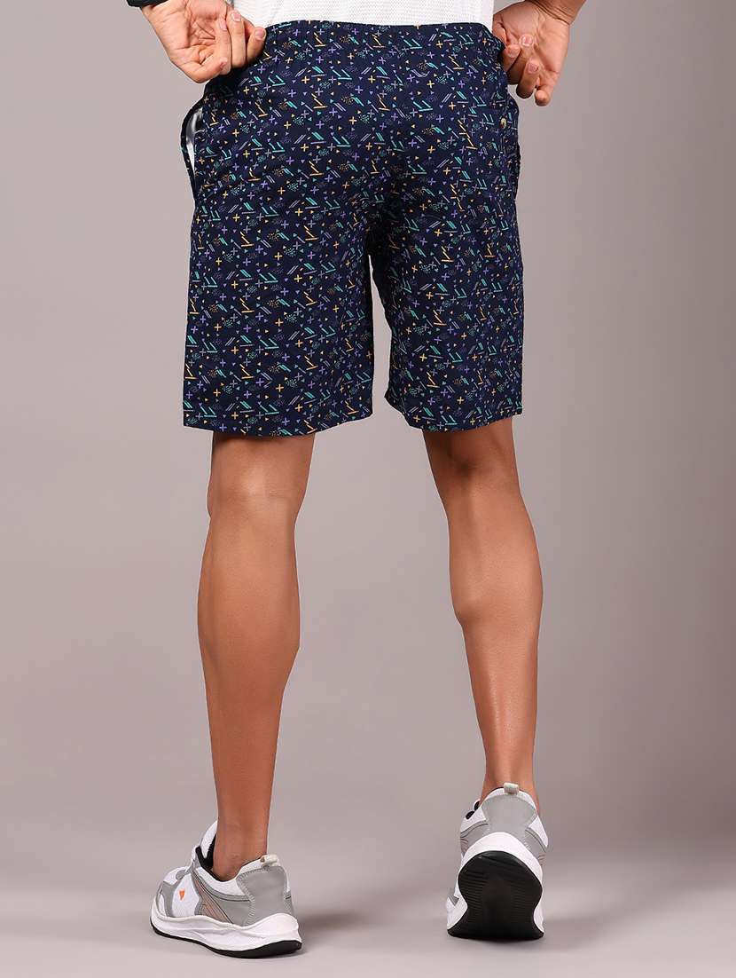 men printed mid rise regular shorts - 21923446 -  Standard Image - 3