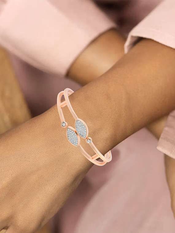 women rose gold cuff bracelet - 21923881 -  Standard Image - 3