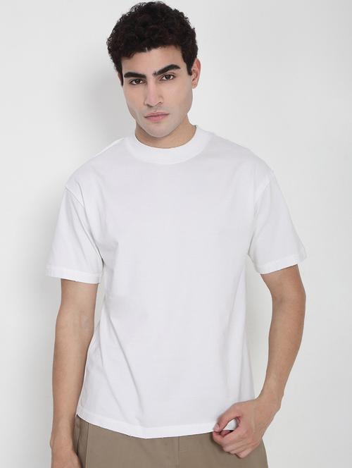 men solid short sleeves regular fit t-shirt - 21923913 - Standard Image - 0