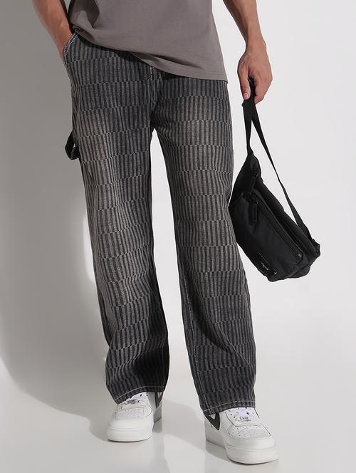 men checkered mid rise full length casual trouser - 21923935 -  Standard Image - 0