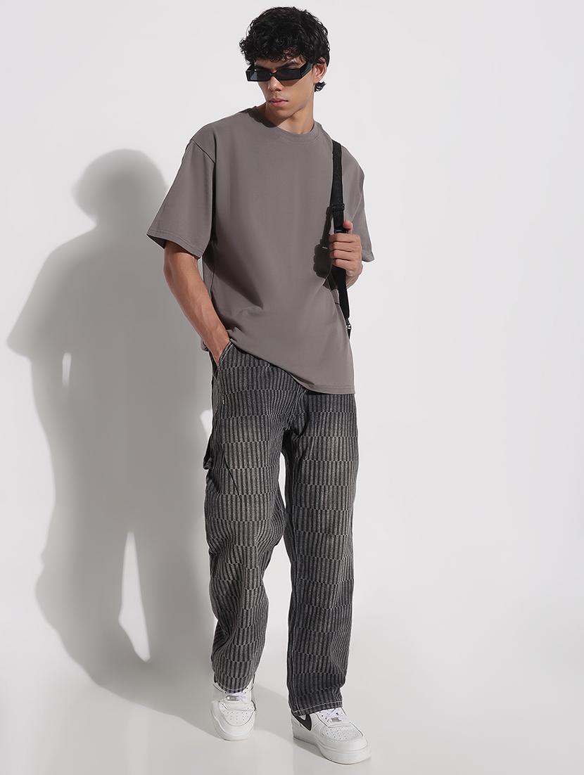 men checkered mid rise full length casual trouser - 21923935 - Standard Image - 5