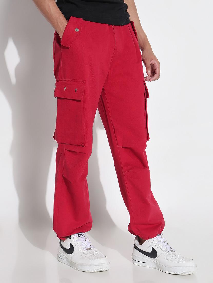 men red solid mid rise baggy cargo - 21923937 - Zoom Image - 0