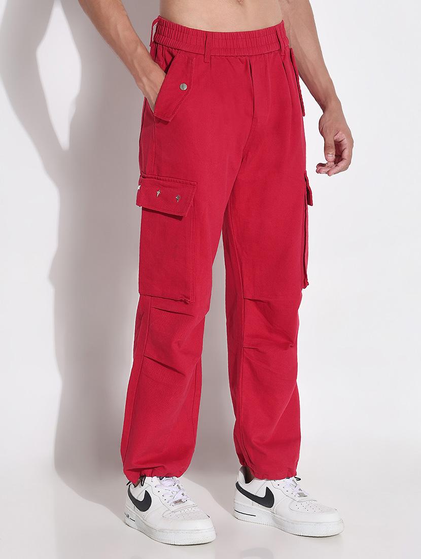 men red solid mid rise baggy cargo - 21923937 - Standard Image - 3