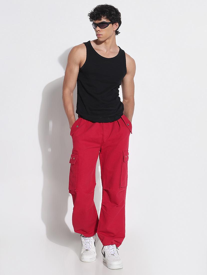 men red solid mid rise baggy cargo - 21923937 - Standard Image - 5
