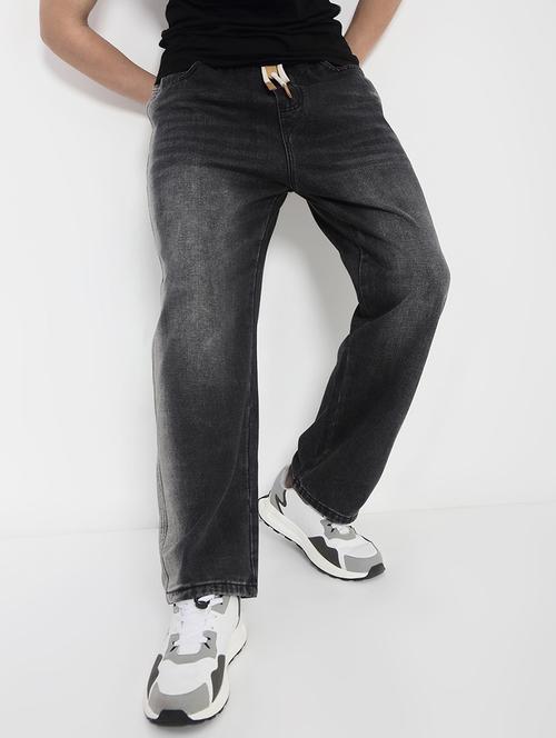 men solid mid rise straight fit jean - 21923954 -  Standard Image - 0