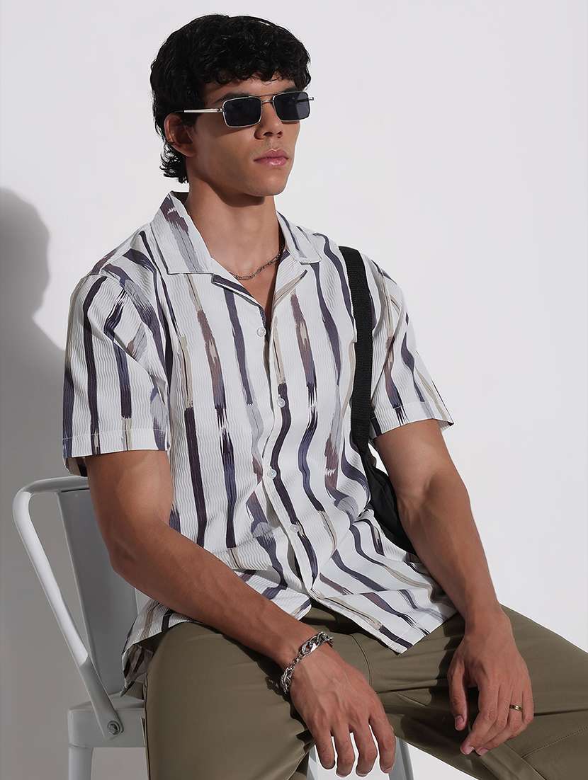men printed cuban collar short sleeve loose fit shirt - 21923981 -  Zoom Image - 0