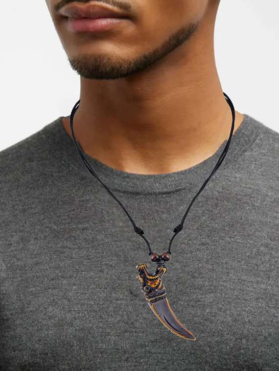 polyresin tiger mouth horn necklace - 21924043 -  Standard Image - 3