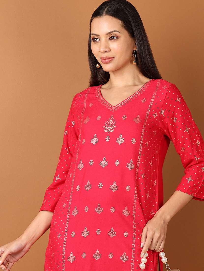 women three quarter sleeve straight kurta - 21924642 - Standard Image - 5