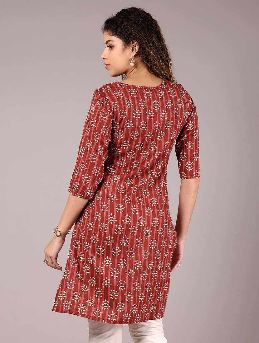 women three quarter sleeve straight kurta - 21924655 -  Standard Image - 3