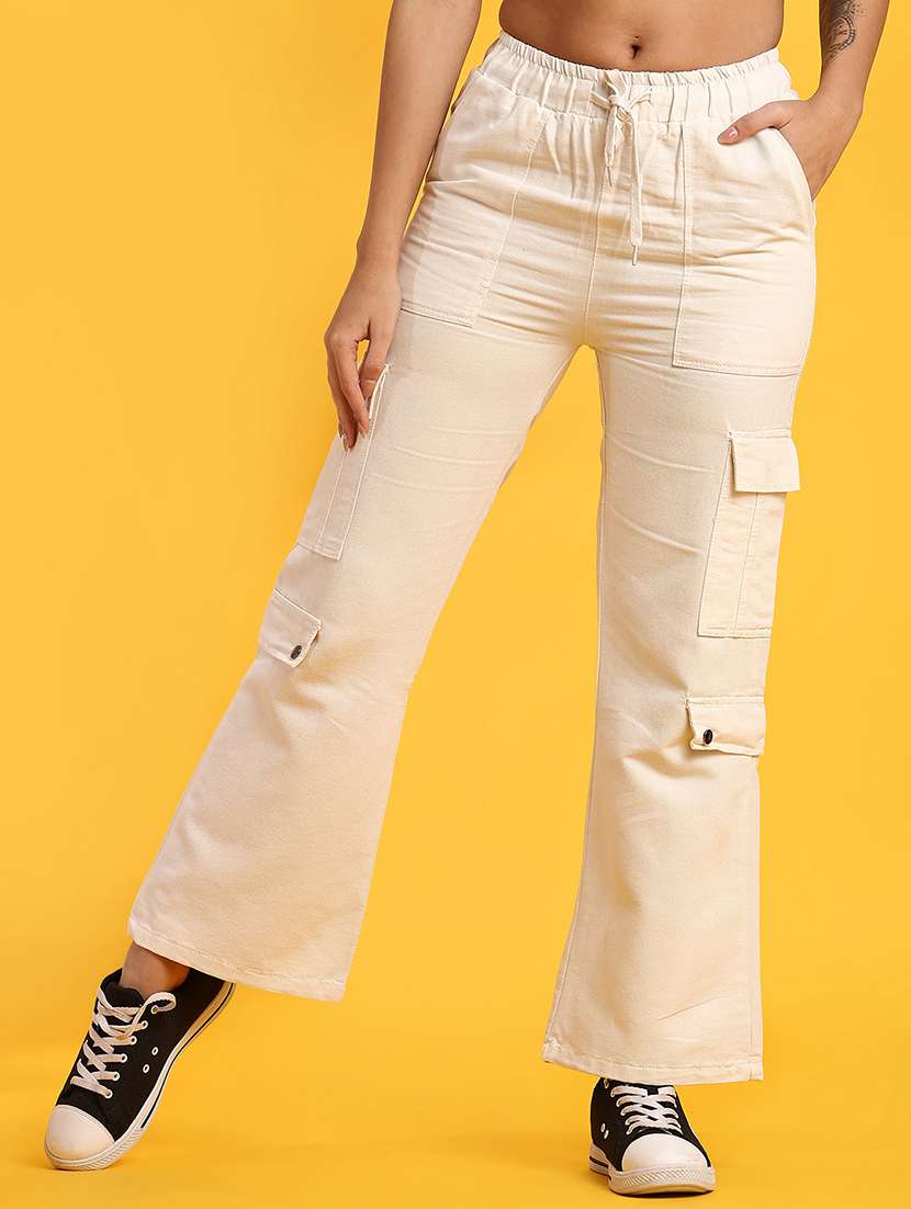 women solid mid rise regular fit cargo