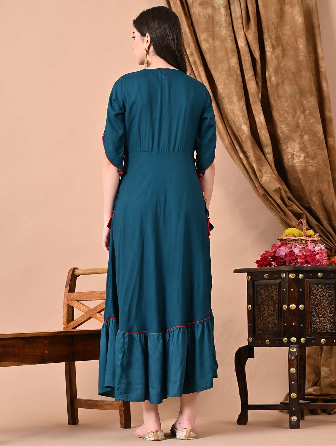 women embroidered three quarter sleeve ethnic dress - 21924912 - Standard Image - 3