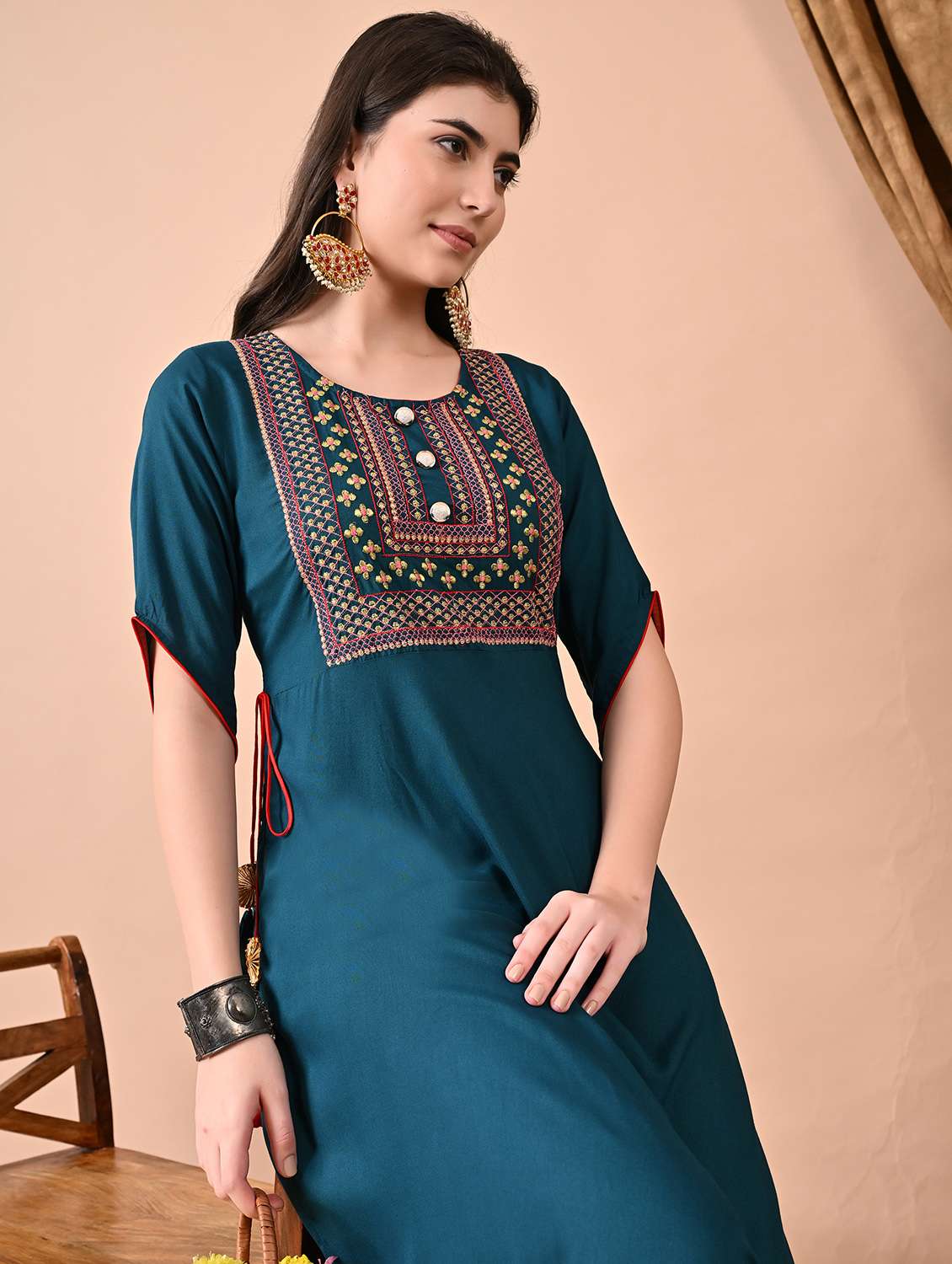 women embroidered three quarter sleeve ethnic dress - 21924912 - Standard Image - 5