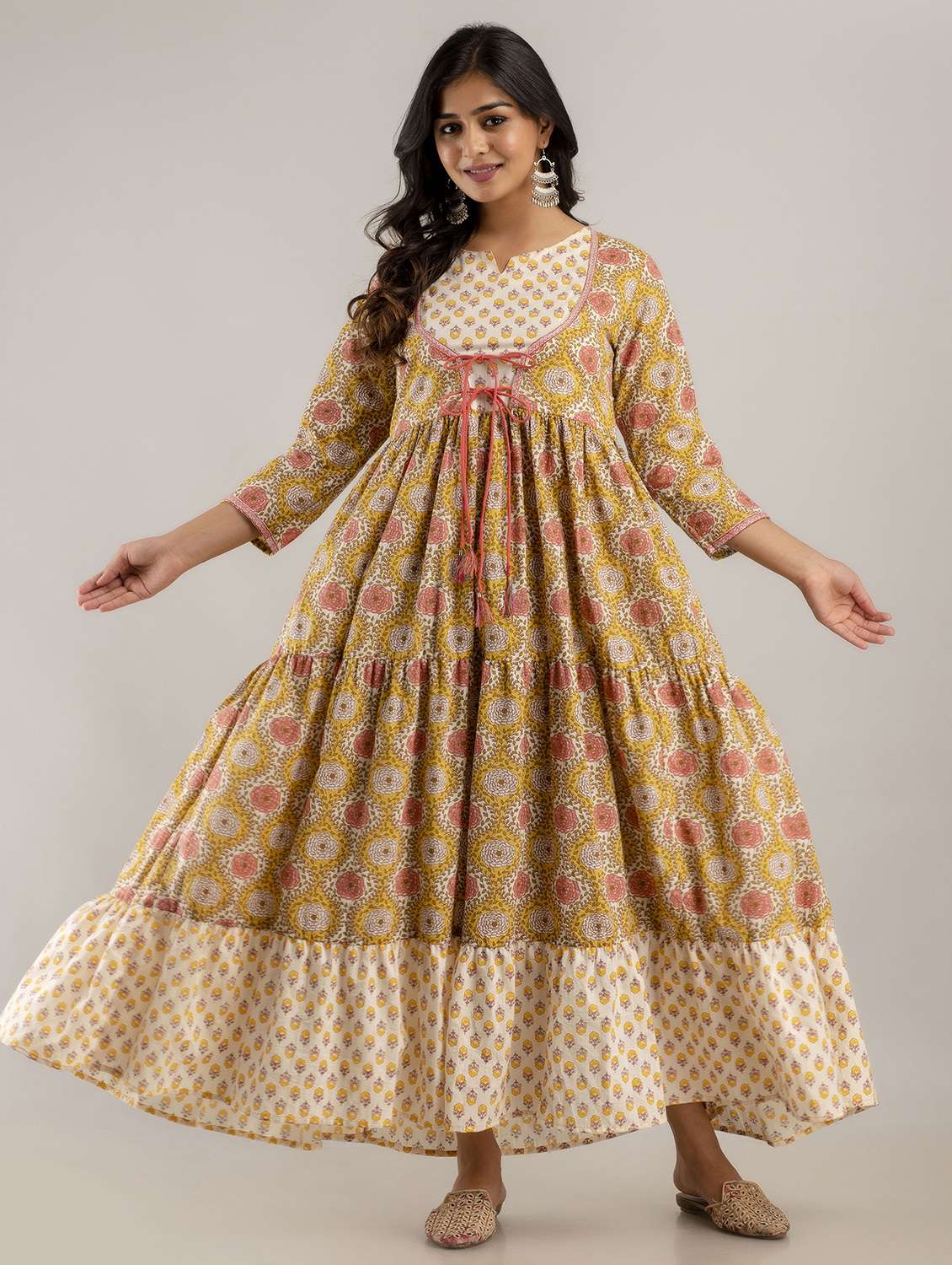 women three quarter sleeve ethnic dress - 21924934 - Zoom Image - 0