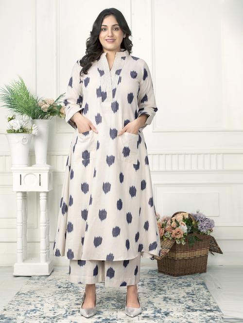 women ikat long sleeve kurta palazzo set - 21924961 - Standard Image - 0