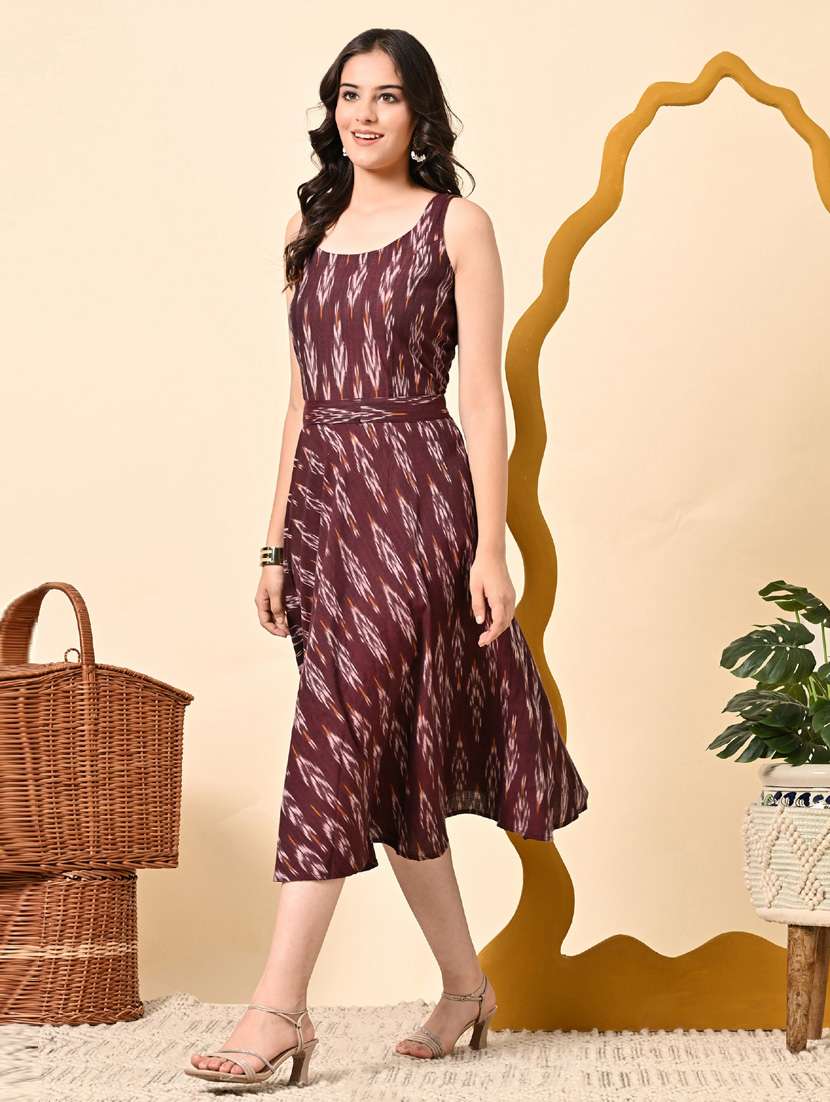 women maroon ikat print sleeveless ethnic dress - 21925007 -  Standard Image - 5