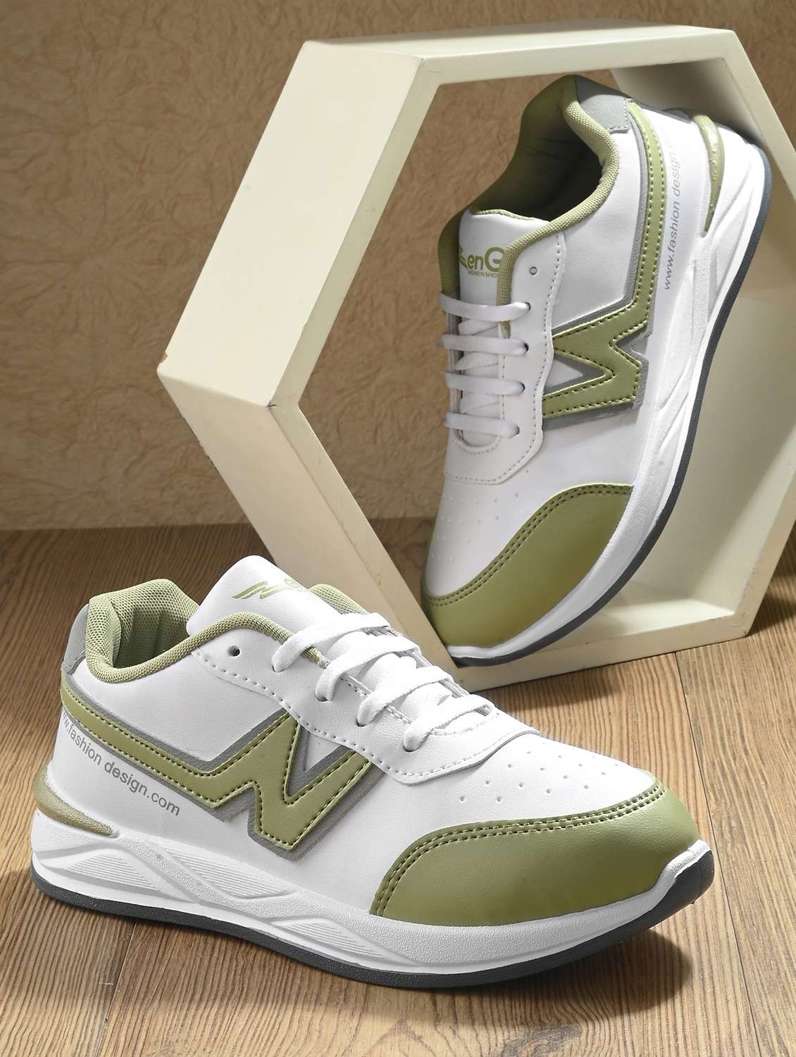 women color block lace-up casual shoe