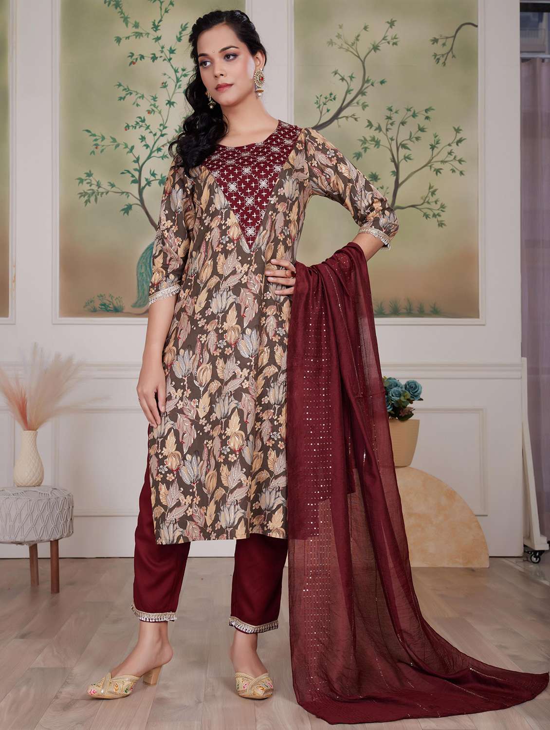 women three quarter sleeve kurta pant with dupatta set