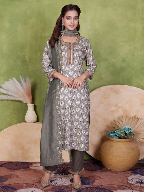 women three quarter sleeve kurta pant with dupatta set - 21925230 -  Standard Image - 0