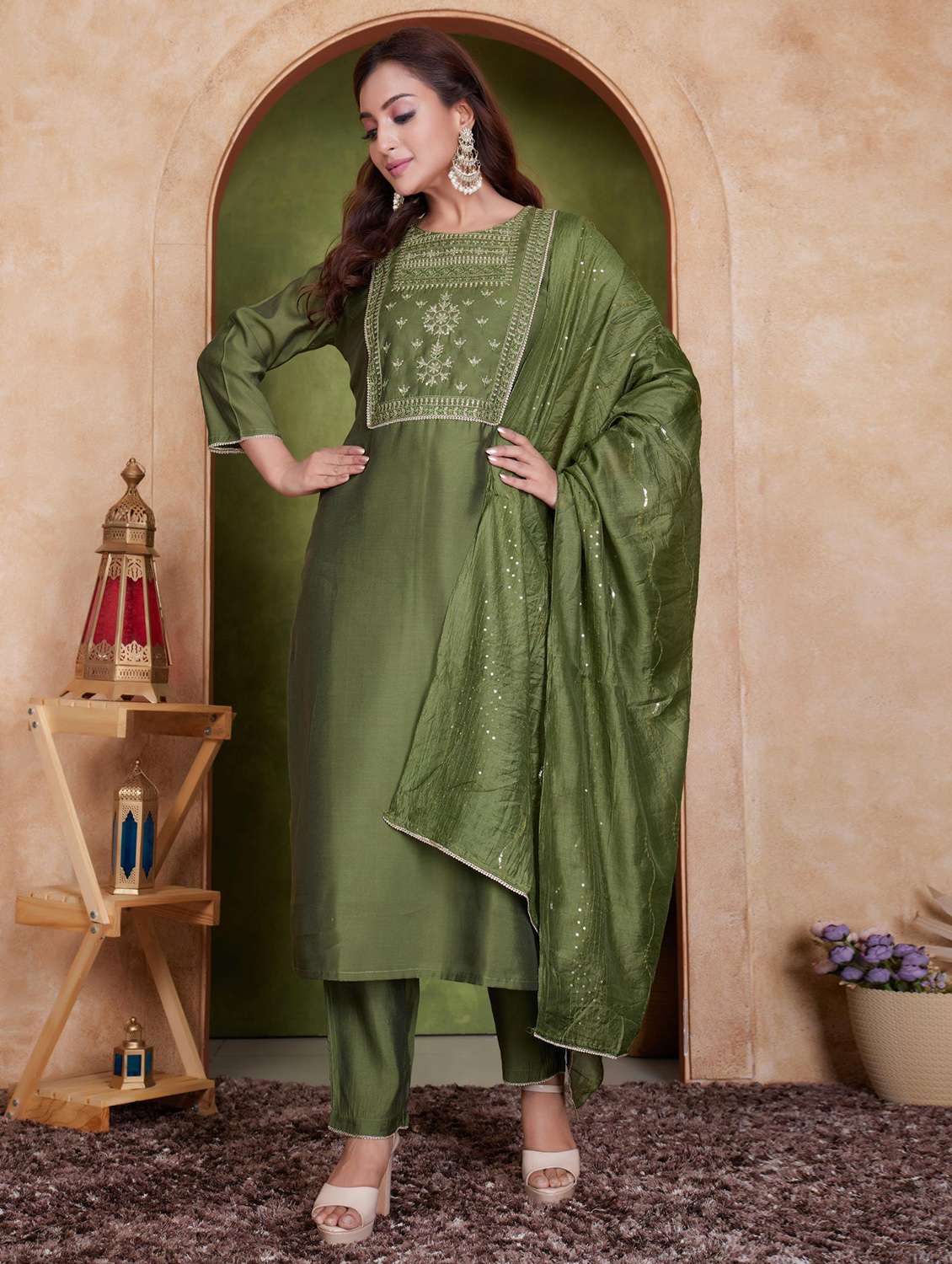 women three quarter sleeve kurta pant with dupatta set