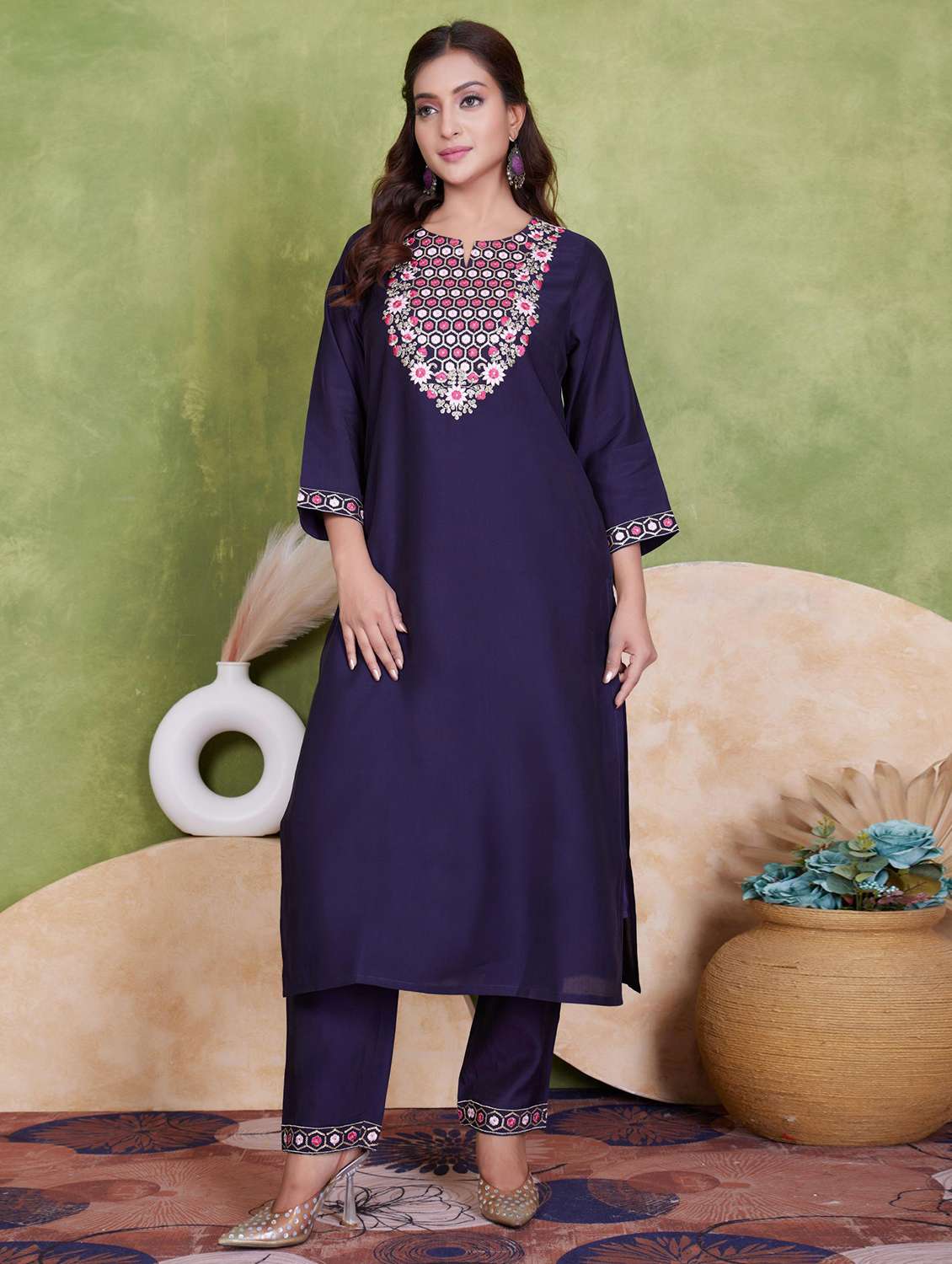 women three quarter sleeve kurta pant with dupatta set
