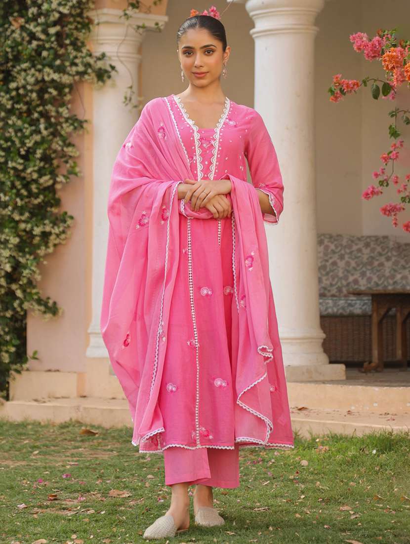 women three quarter sleeve anarkali kurta pant with dupatta set - 21925671 -  Zoom Image - 0