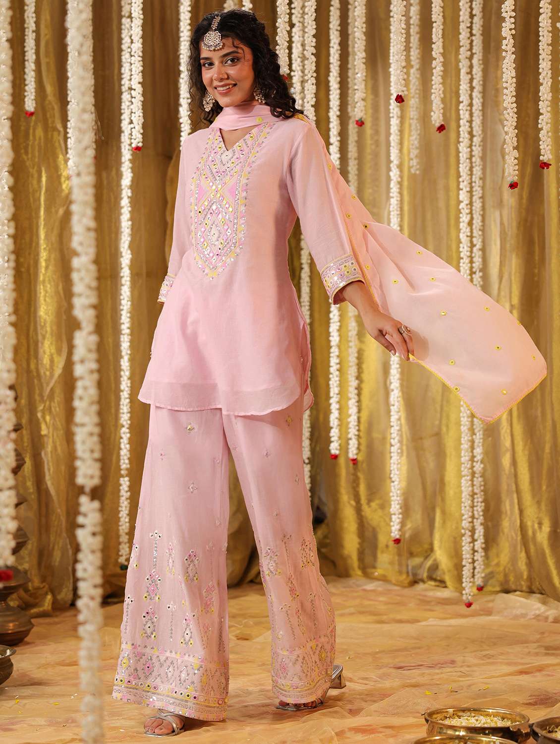 women three quarter sleeve kurta palazzo with dupatta set - 21925676 -  Standard Image - 3