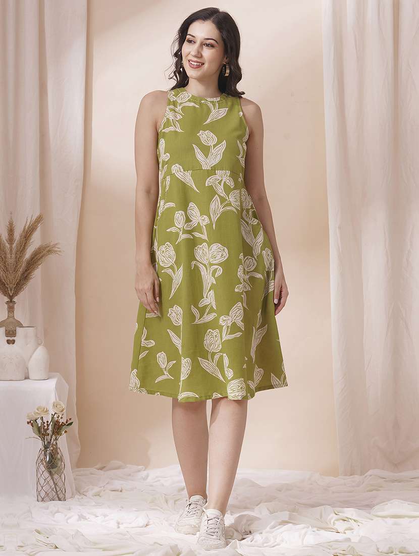 women floral printed sleeveless a-line dress - 21925701 - Zoom Image - 0