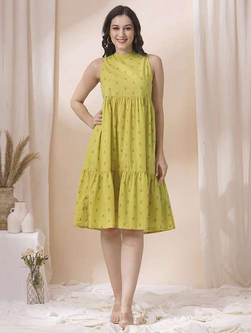 women printed sleveeless tiered dress - 21925703 - Standard Image - 0