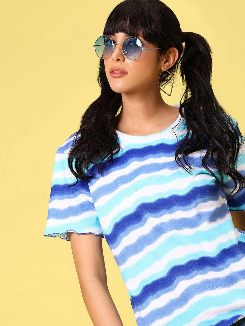 women's pringted blue and white casual t-shirt