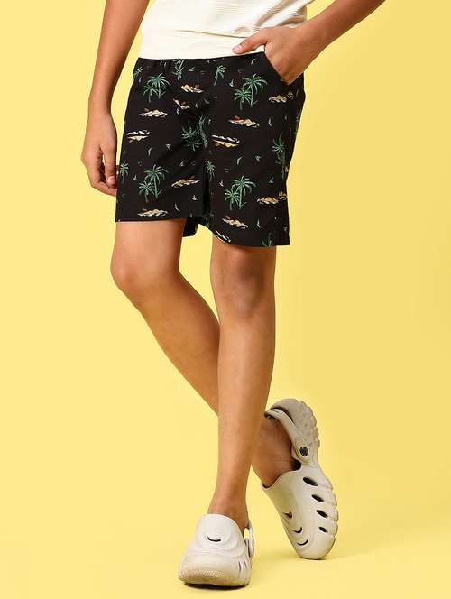 black cotton shorts & three fourth - 21926130 - Standard Image - 0