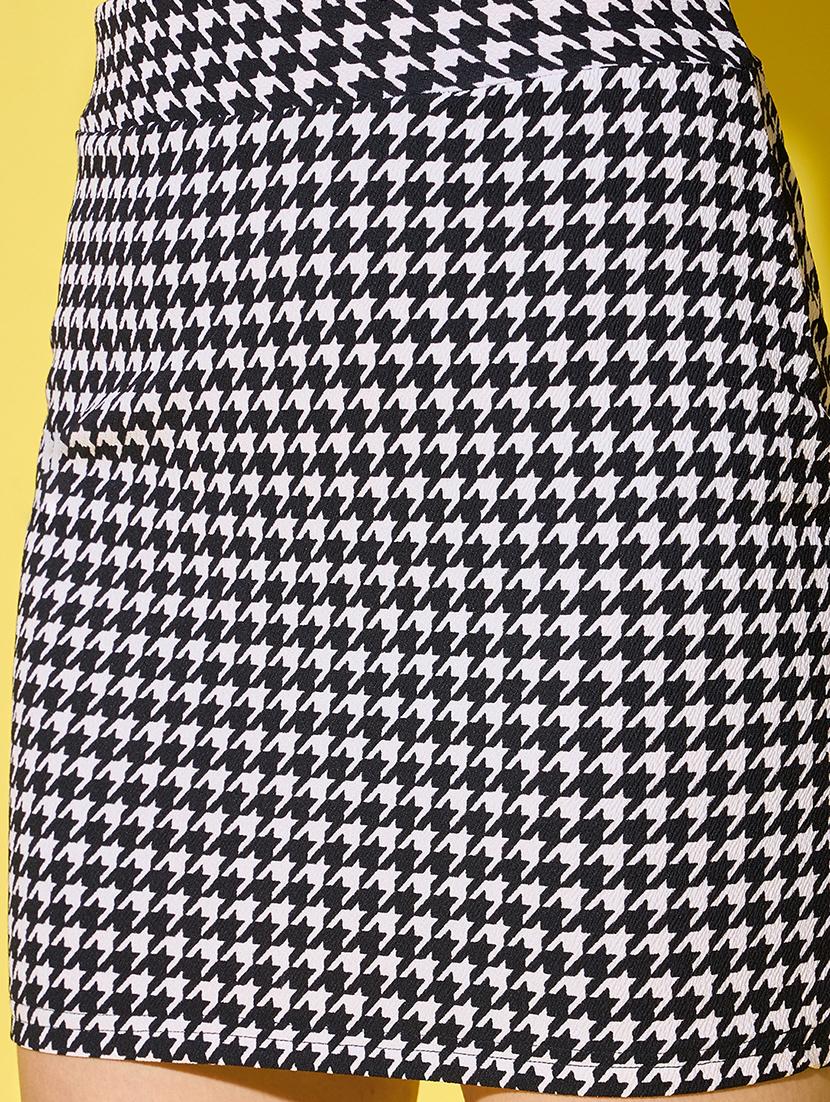 women houndstooth print high rise bodycon skirt - 21926637 - Standard Image - 3