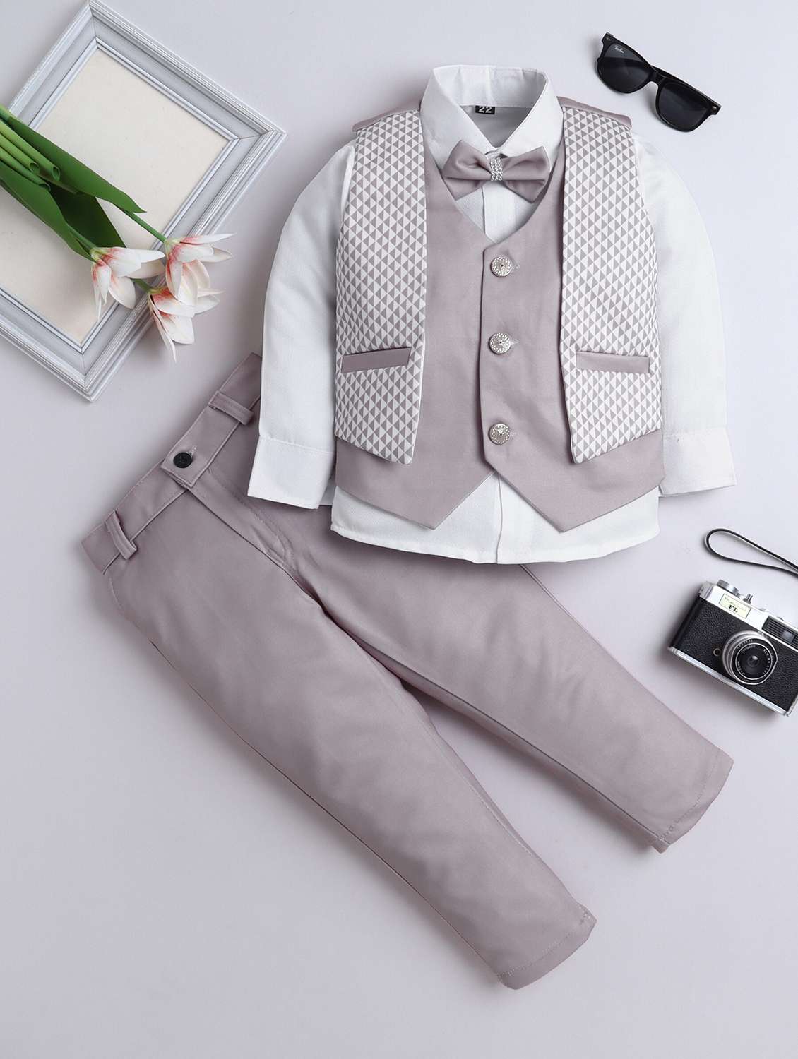 boys geometric print three peice suit set - 21926697 - Zoom Image - 0