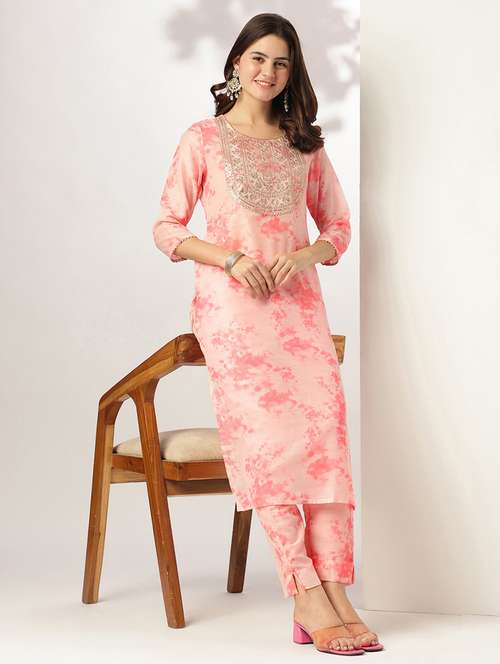 women three quarter sleeve kurta pant set - 21926816 - Standard Image - 0
