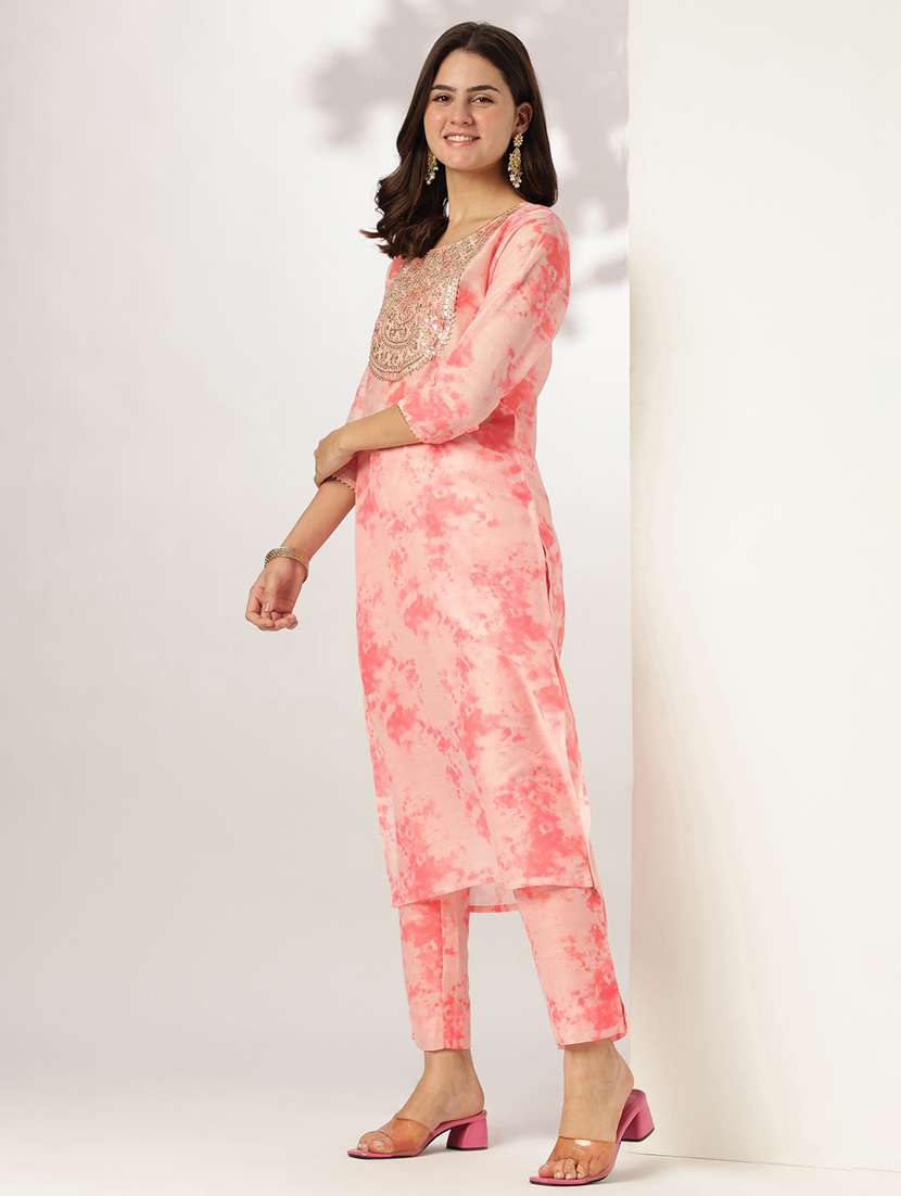 women three quarter sleeve kurta pant set - 21926816 - Standard Image - 3