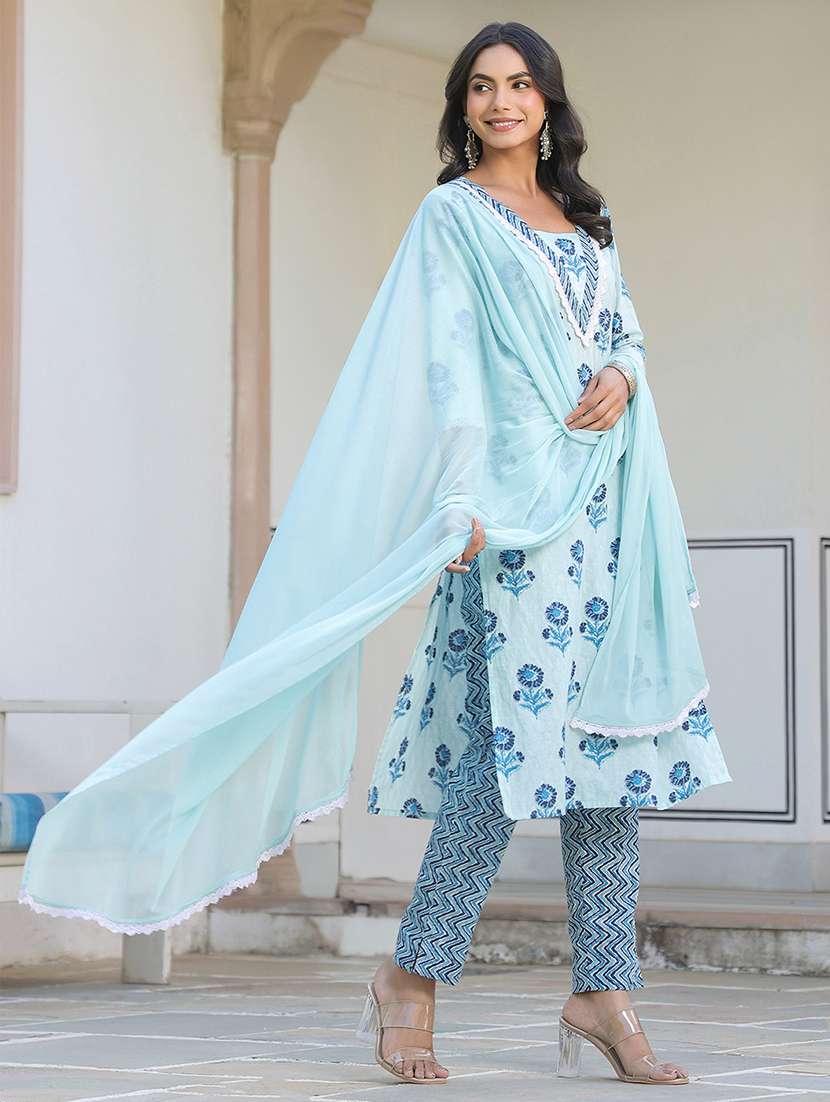 women three quarter sleeve kurta pant with dupatta set - 21926819 - Standard Image - 3