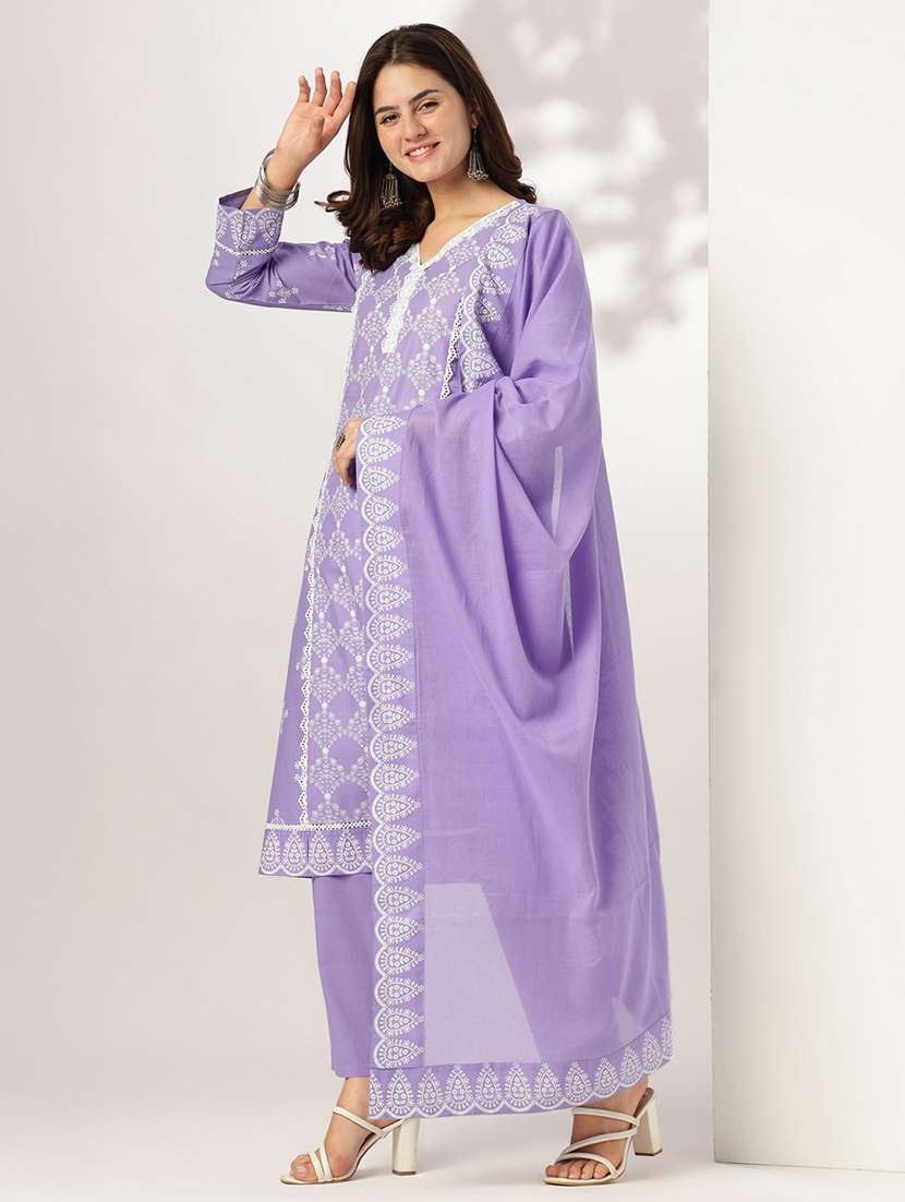 women three quarter sleeve kurta pant with dupatta set - 21926828 - Standard Image - 3