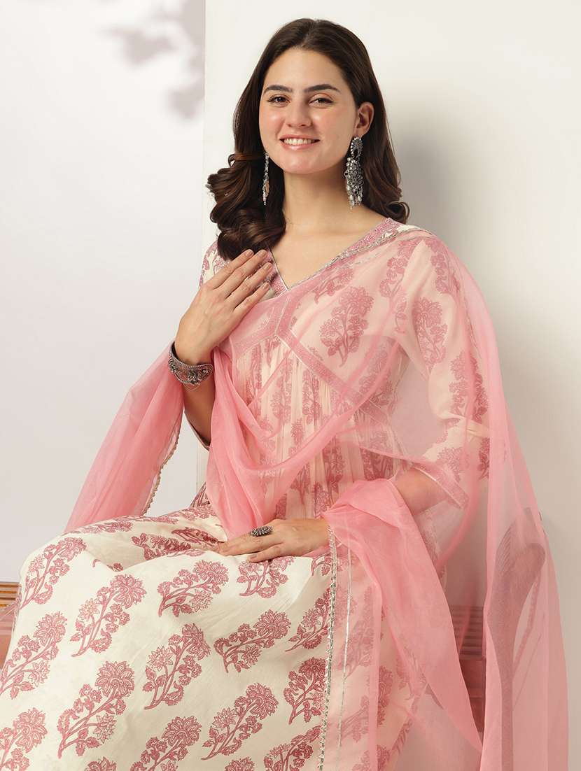 women three quarter sleeve kurta pant with dupatta set - 21926836 -  Standard Image - 5