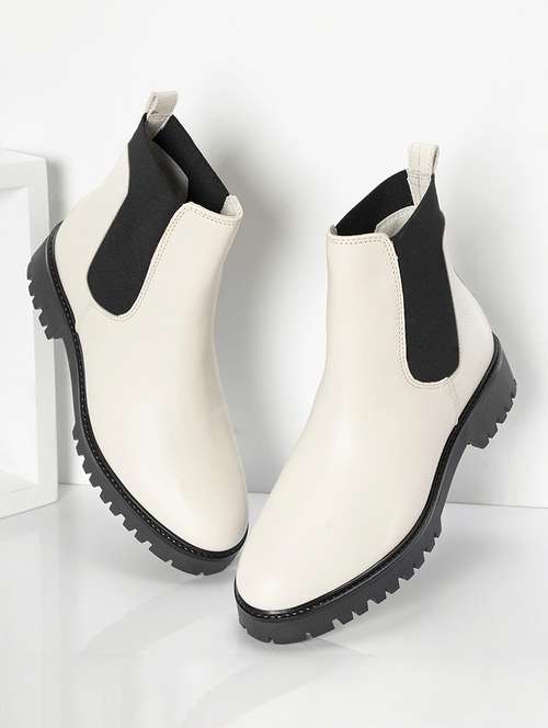 women off white high-tops boot - 21927953 -  Standard Image - 0