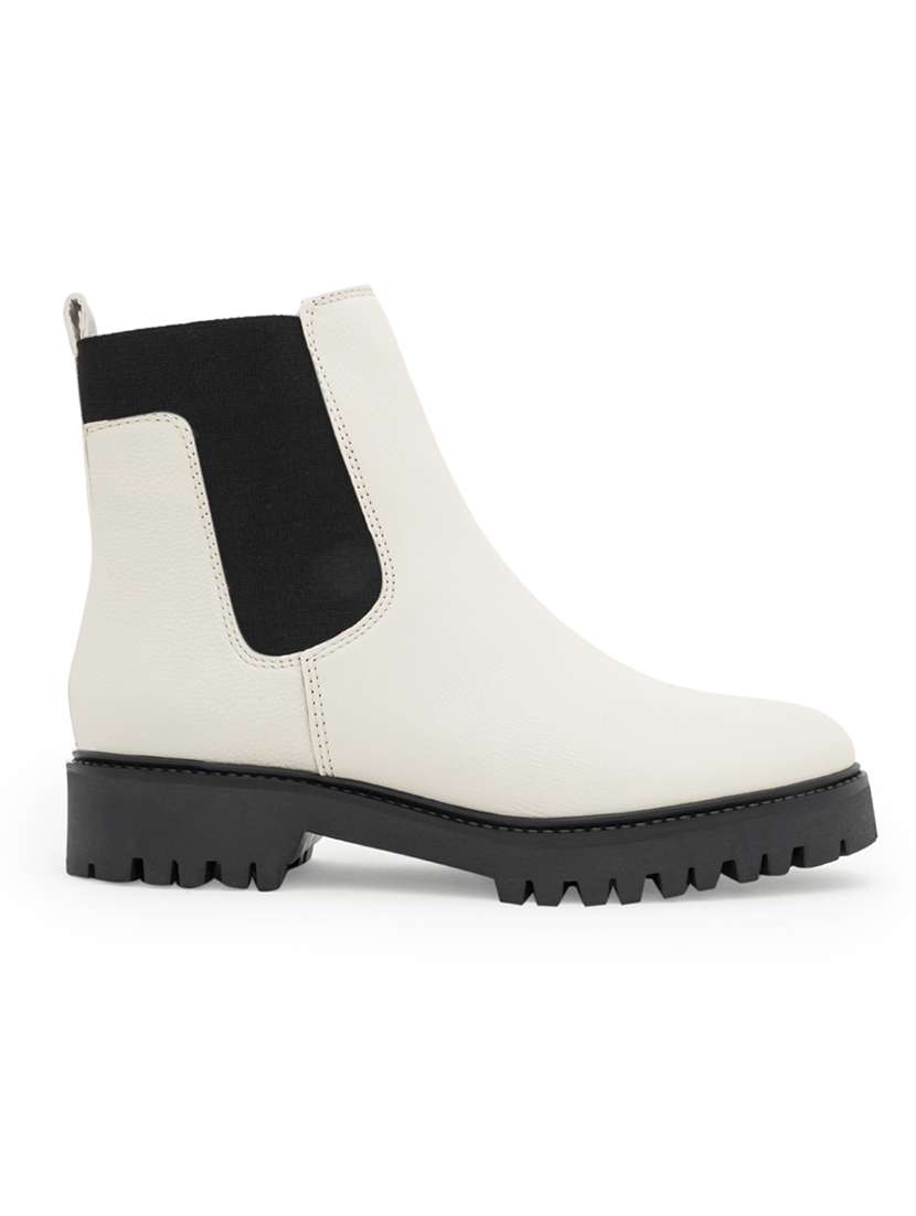 women off white high-tops boot - 21927953 - Standard Image - 3