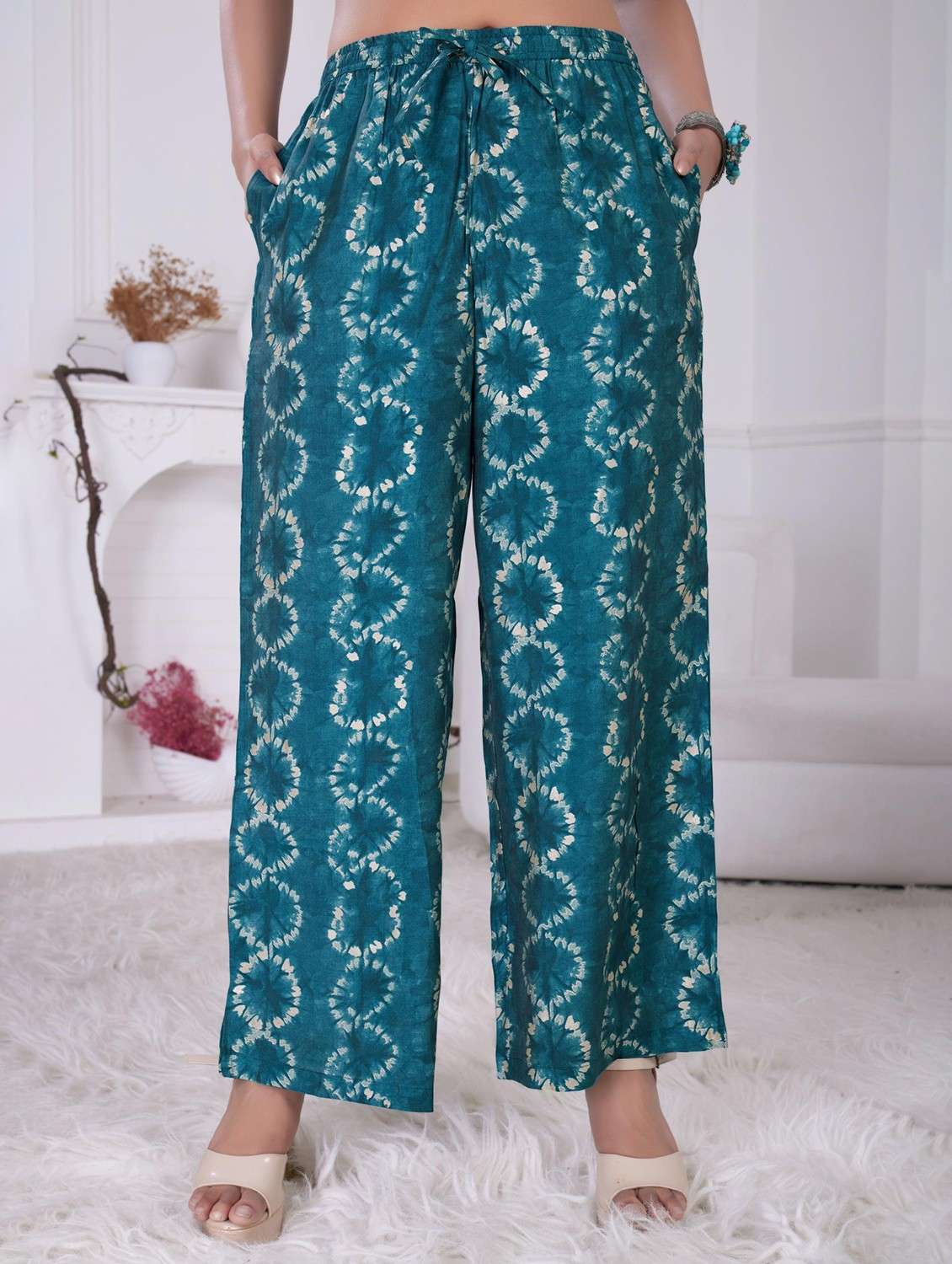 women printed long sleeve ethnic co-ord set - 21928015 - Standard Image - 3
