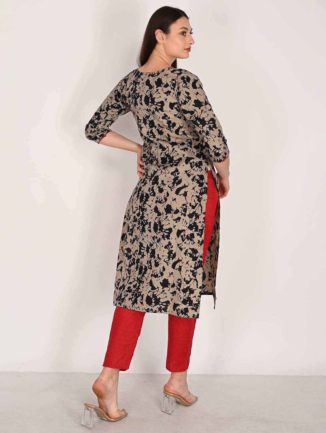 women three quarter sleeve kurta pant with dupatta set - 21930375 - Standard Image - 3