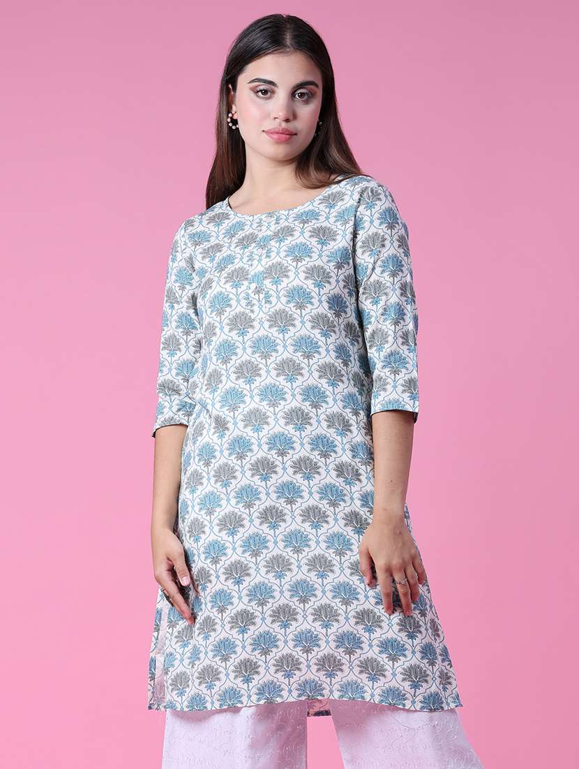 women printed three quarter sleeve straight kurta
